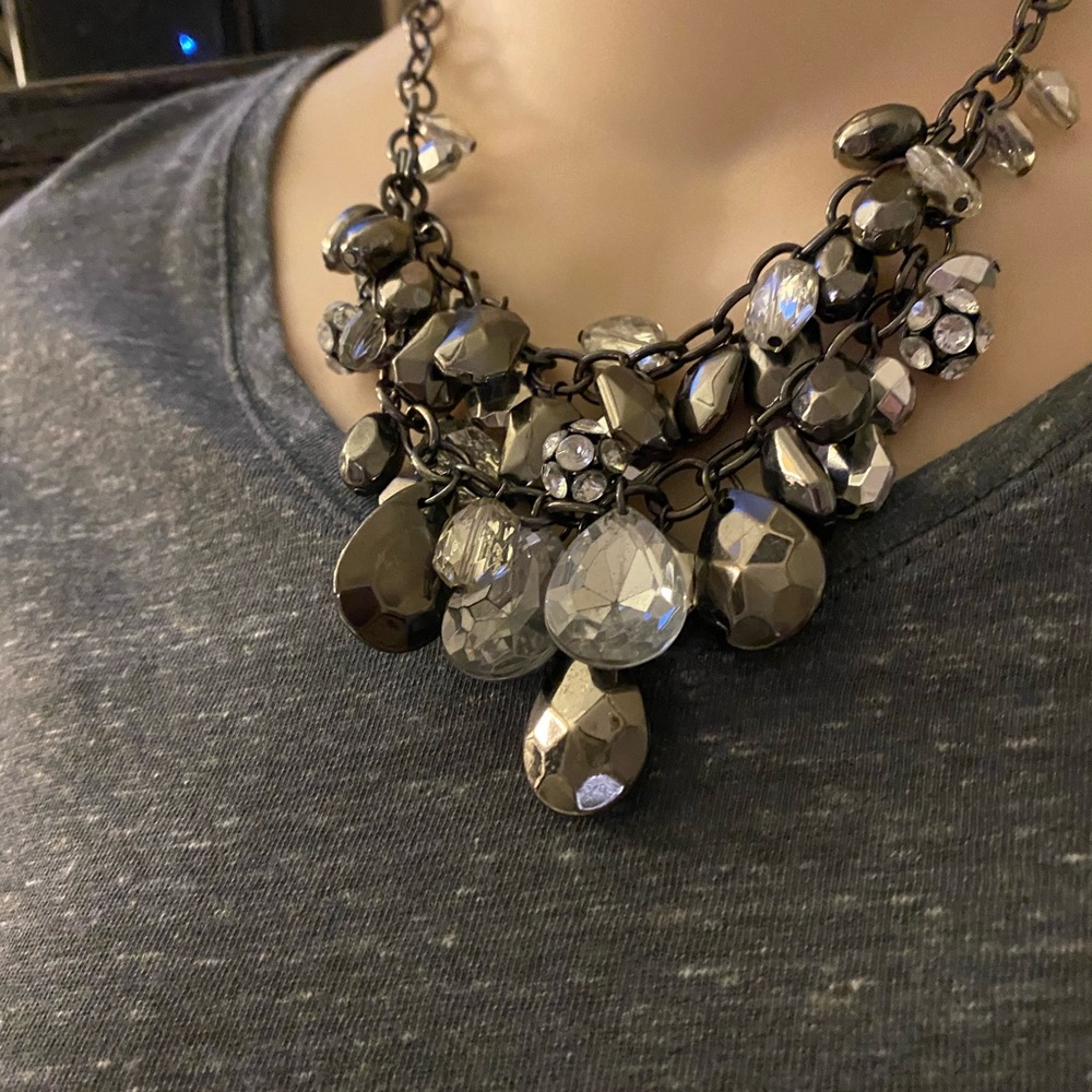 Gunmetal cleat plastic crystal teardrop necklace